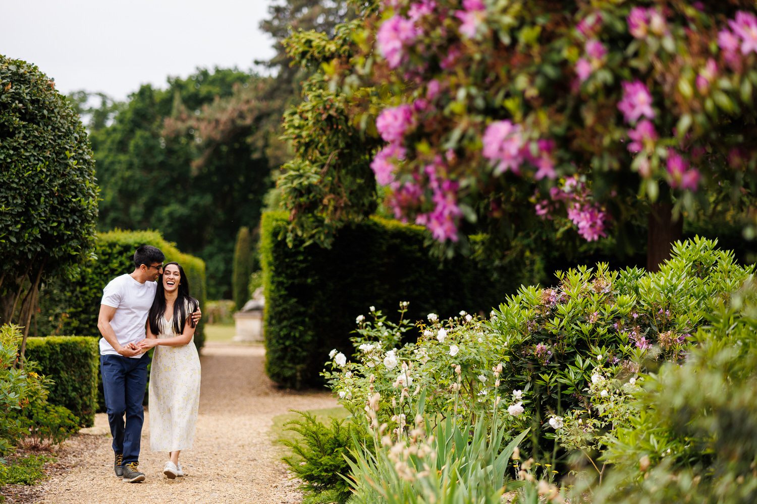 Laughing wedding couple