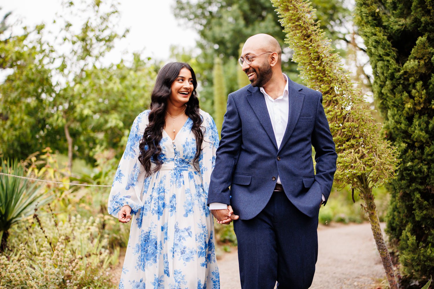 Pre wedding shoot with smiling couple