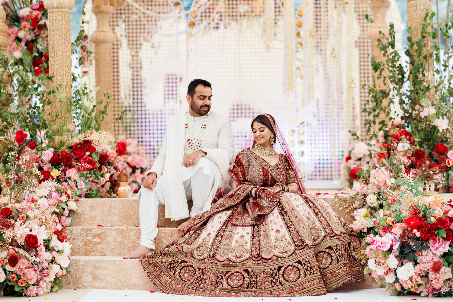 Wedding portrait in Mandap, Shagun weddings