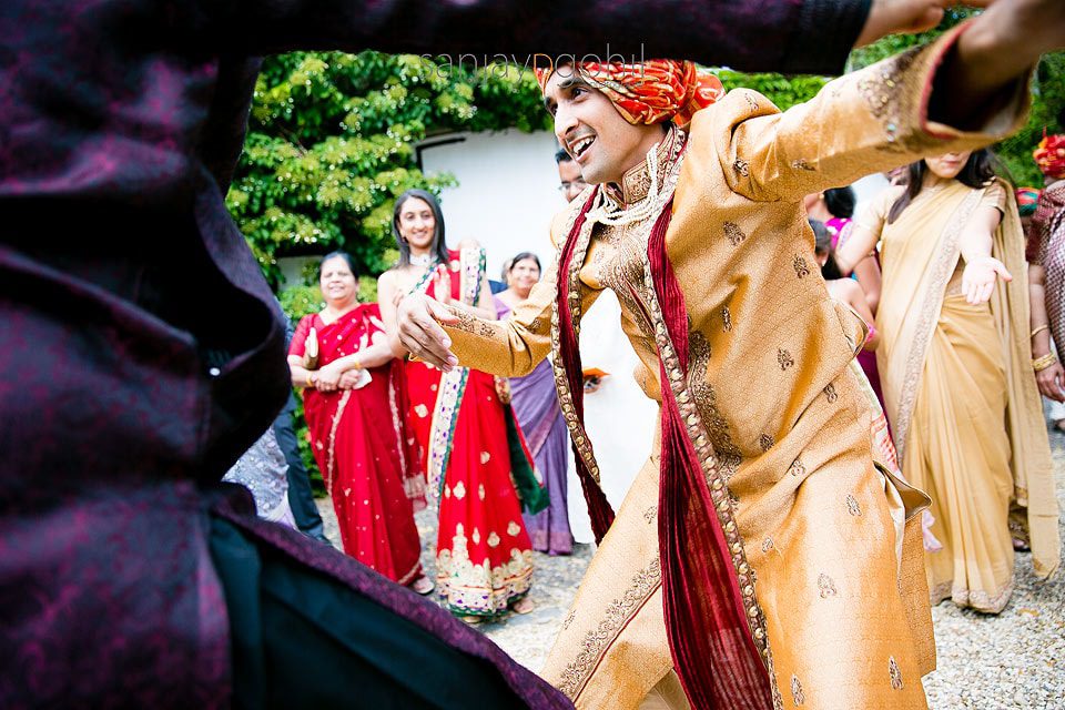 Asian Wedding Groom dancing
