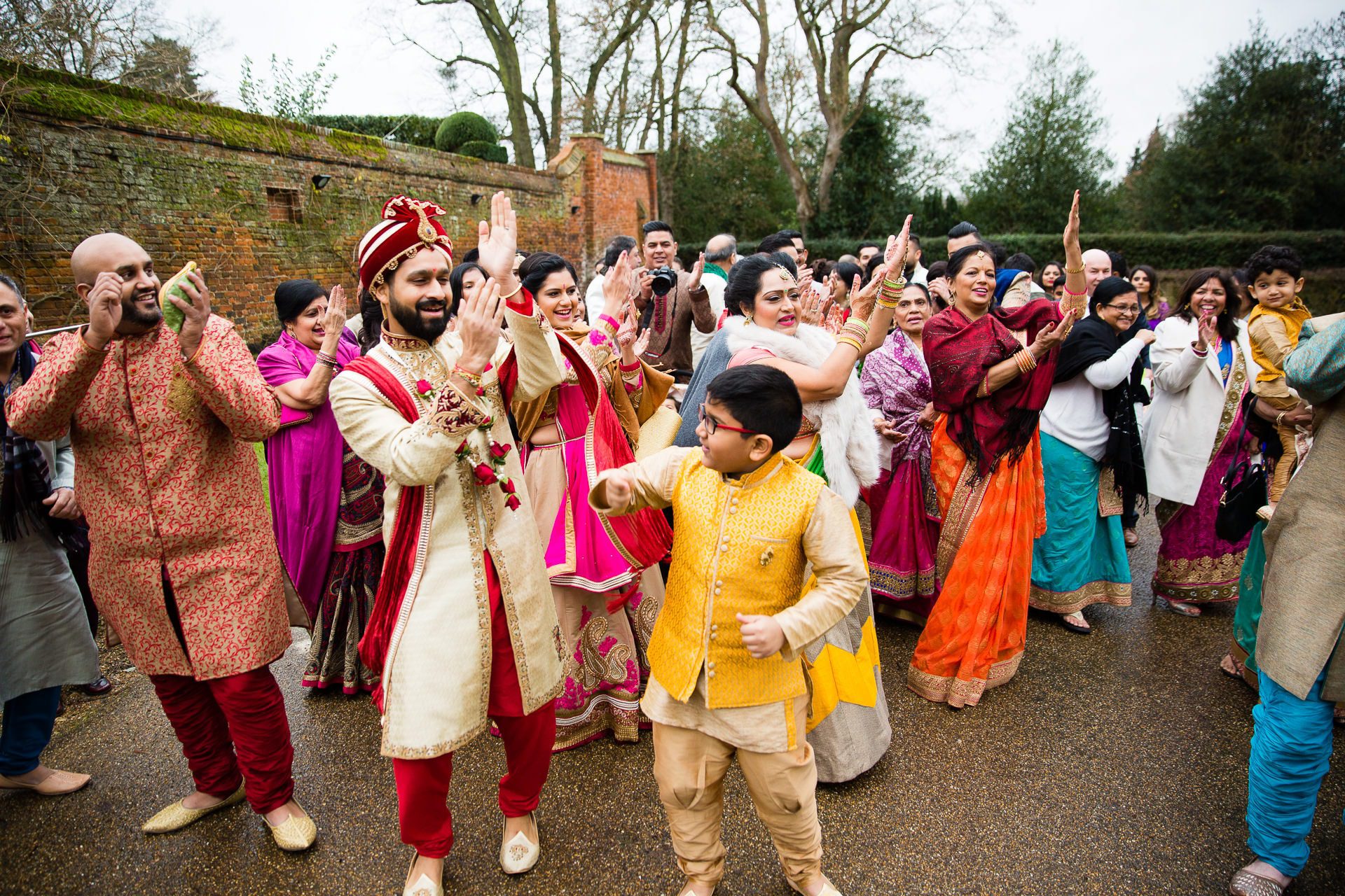 Asian wedding, groom's arrival