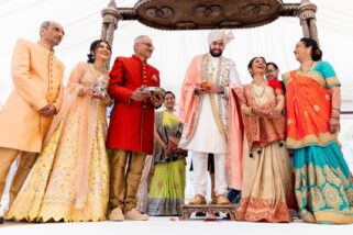 Groom's arrival at Hindu wedding