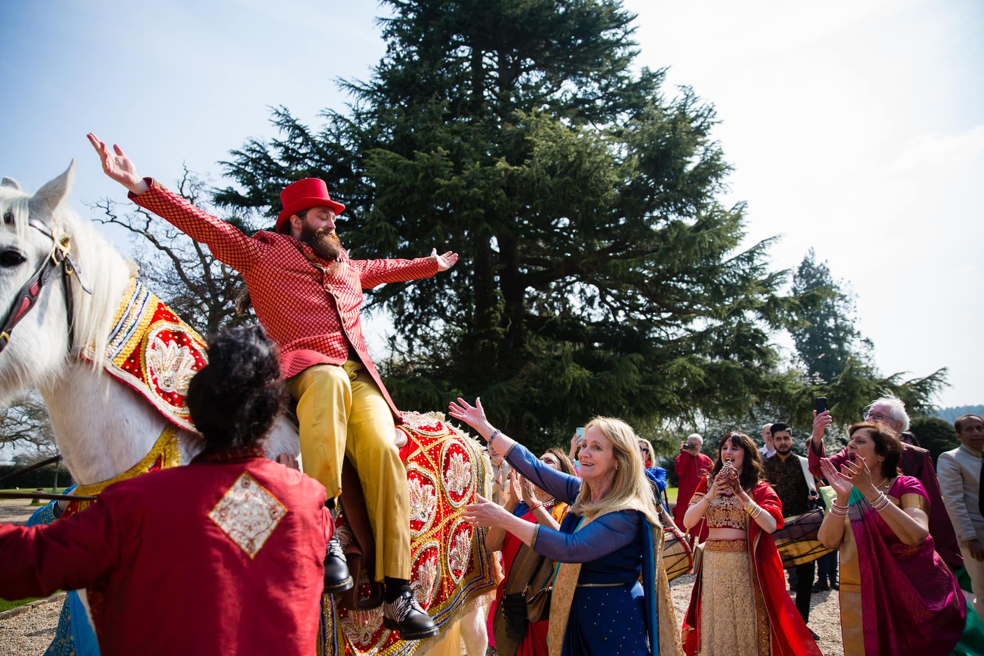 Best Asian wedding photographs by Sanjay D Gohil Photography