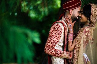 Hindu Wedding portrait at Copthorne Effingham Parl