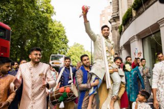Hindu Groom arrival