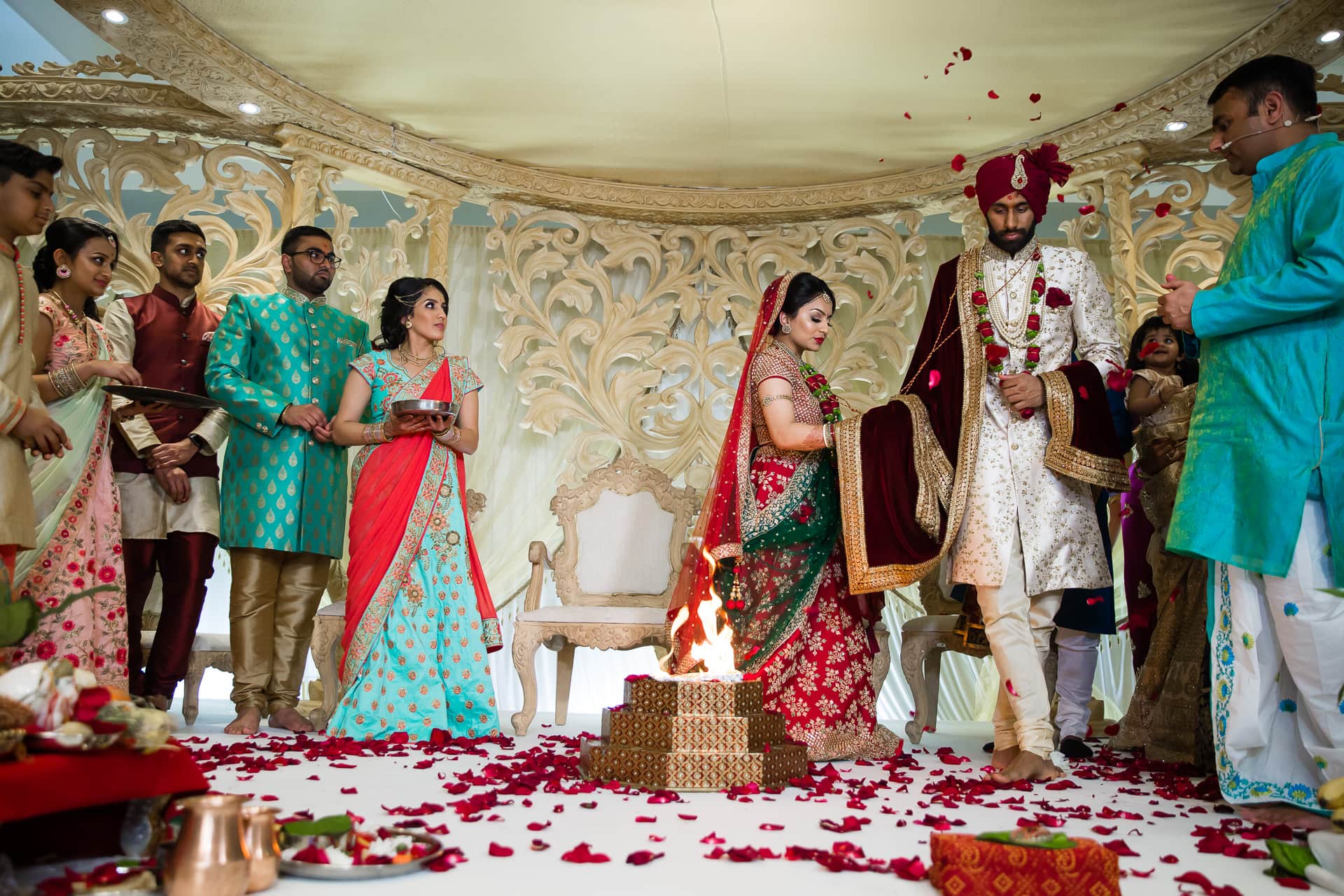 Hindu wedding ceremony performed by Milan Mehta