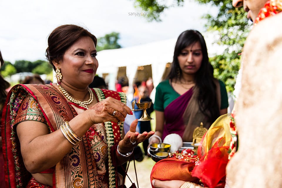 Hindu Wedding welcoming ceremony