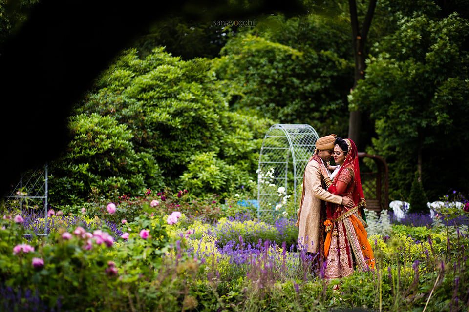 Hindu Wedding portrait at Hare Krishna Mandir