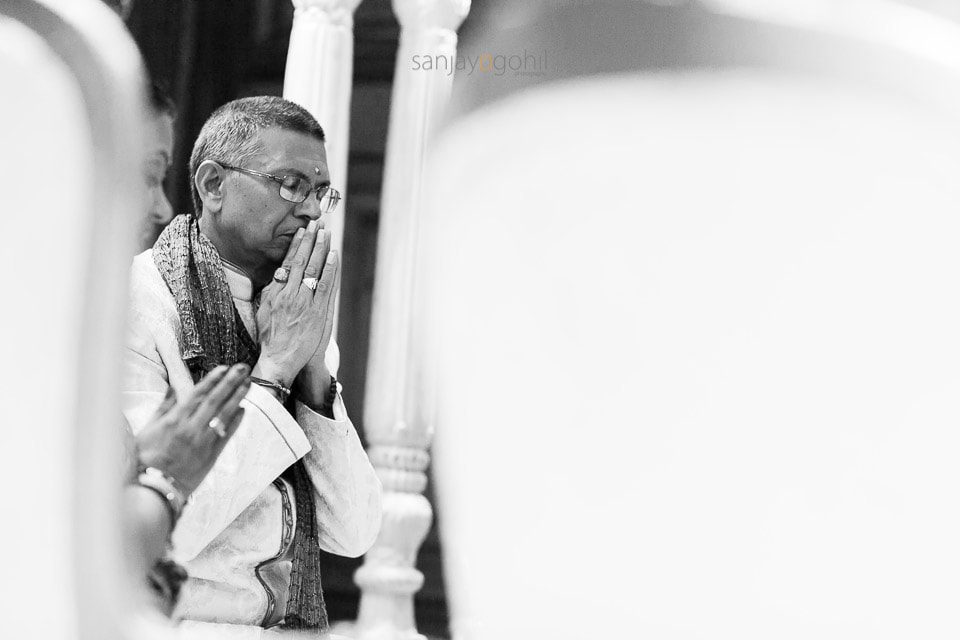 Feather of bride praying