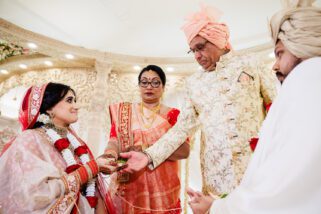 Hindu wedding ceremony at Oshwal centre