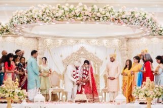 Hindu wedding ceremony at Oshwal centre