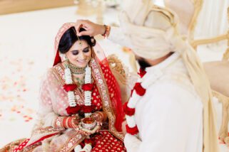 Hindu wedding ceremony at Oshwal centre