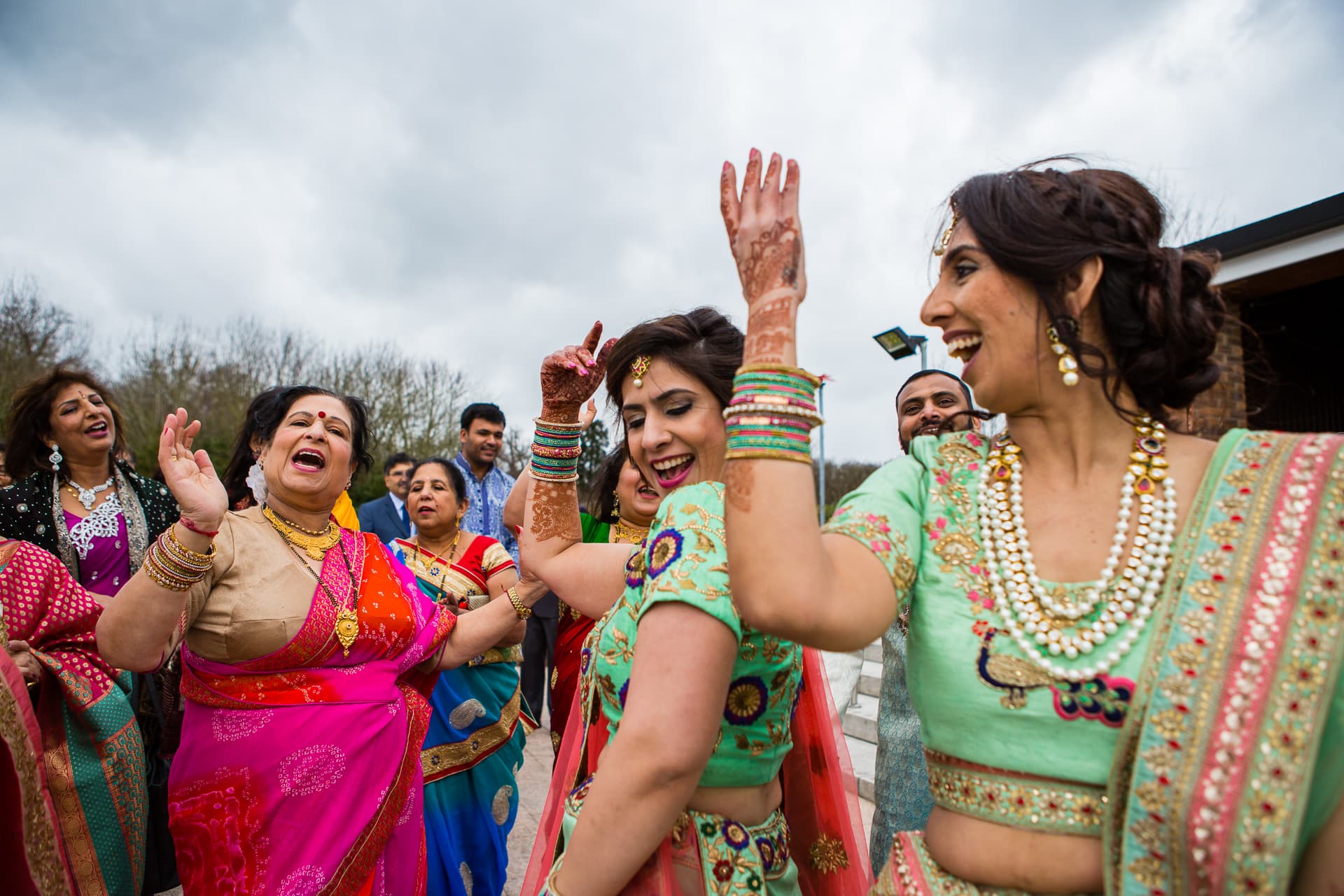 Wedding guest arrival for Hindu Wedding