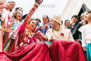 Kida Kodi game during Gujarati wedding ceremony