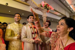 Gujarati wedding welcoming ceremony