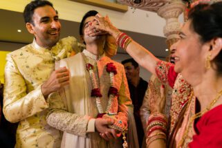 Gujarati wedding welcoming ceremony